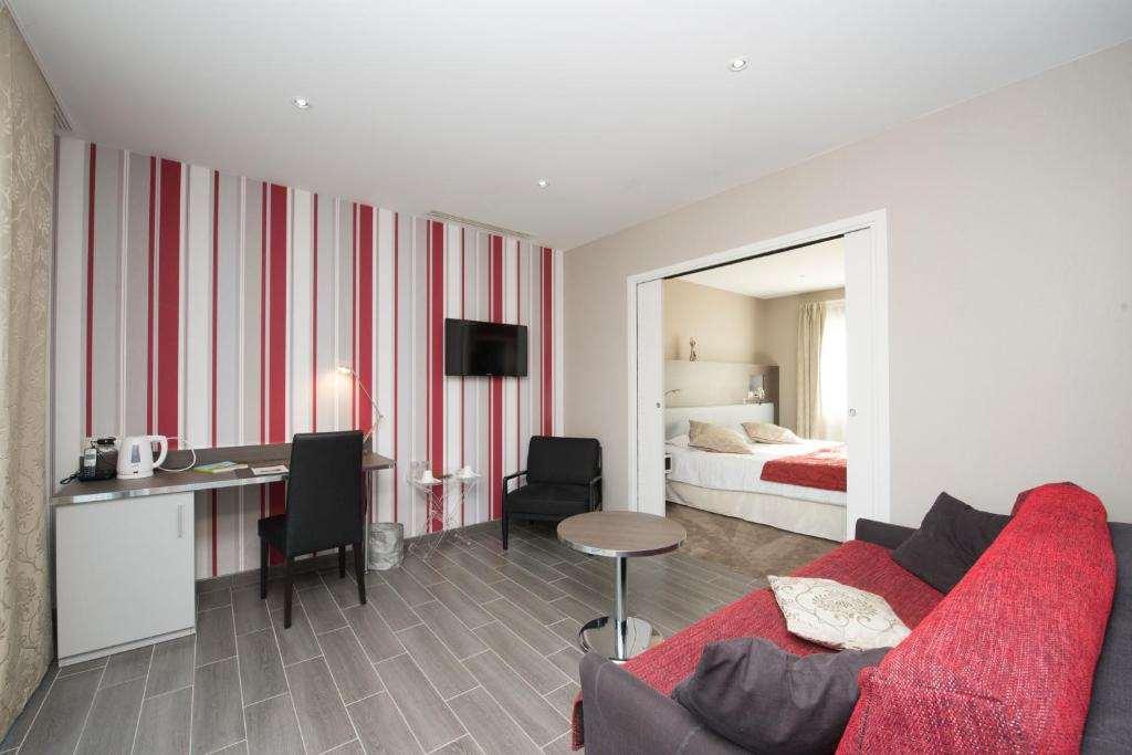 Logis Bienvenue Hotel 3*