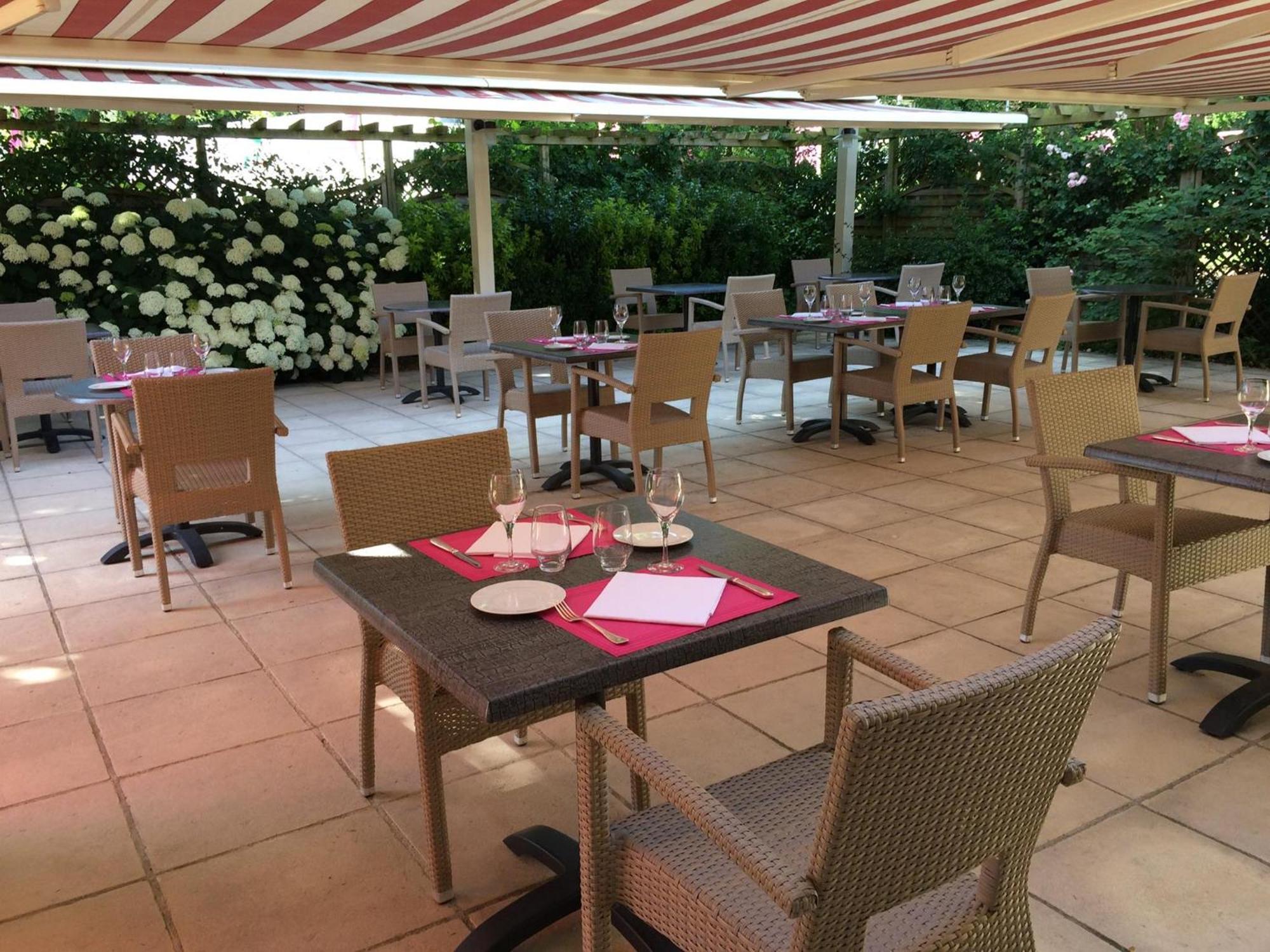 Logis Bienvenue Hotel 3*